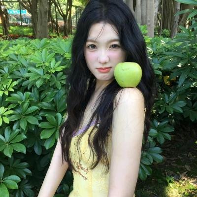 持摄像机的人